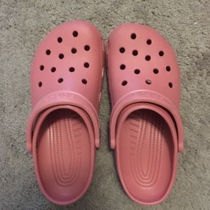 Women’s Size 9 Crocs